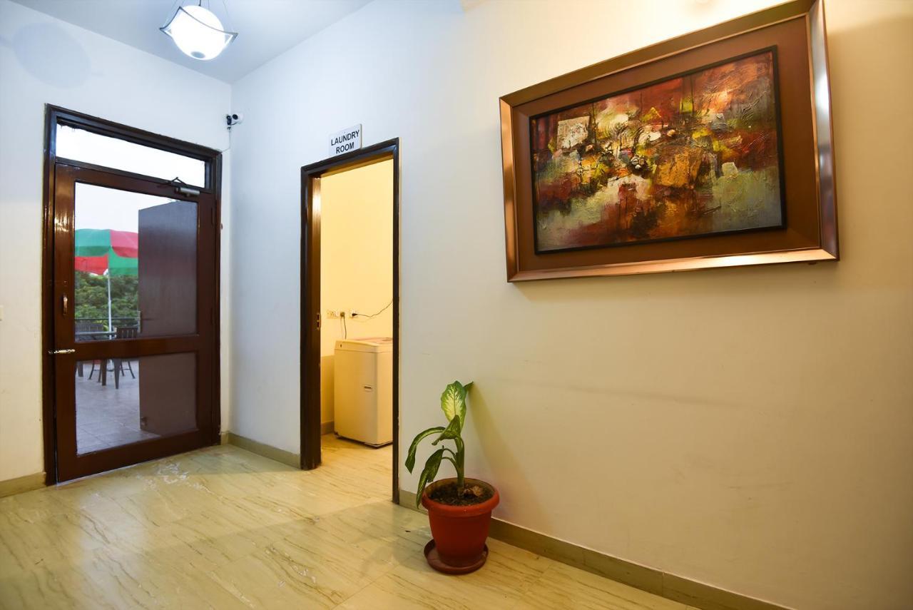 Bedchambers Serviced Apartments, Sushant Lok Gurgaon Exteriör bild